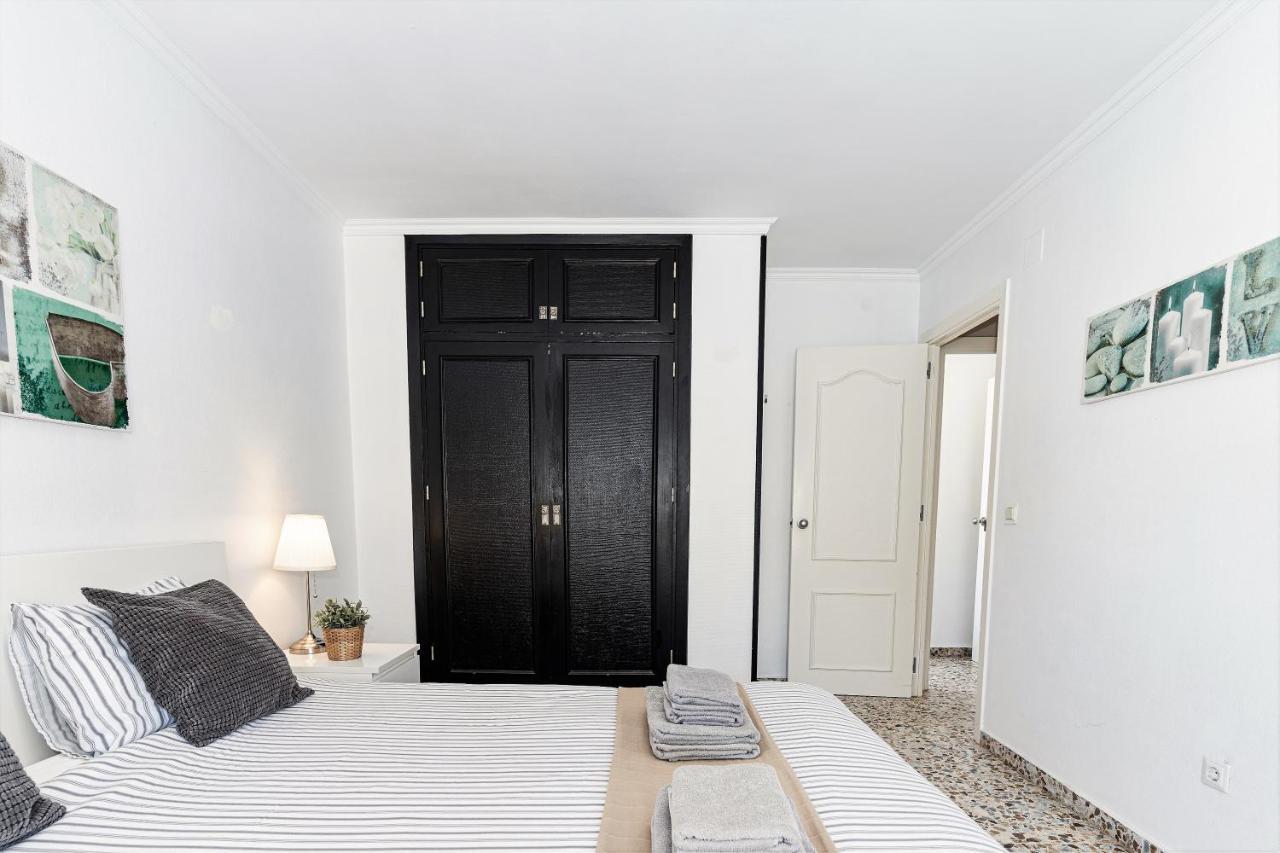 Andaluz Apartments - Algarrobo 内尔哈 外观 照片