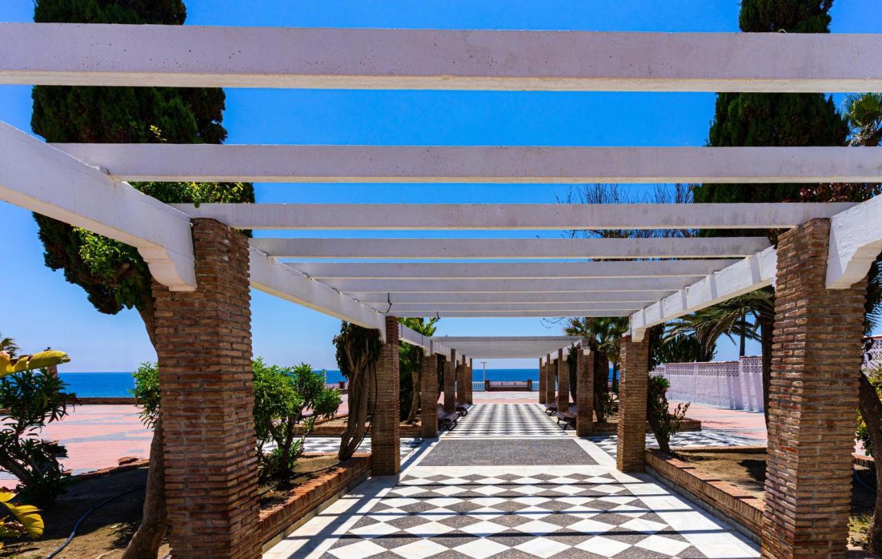 Andaluz Apartments - Algarrobo 内尔哈 外观 照片