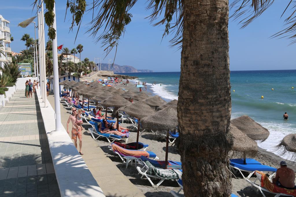 Andaluz Apartments - Algarrobo 内尔哈 外观 照片